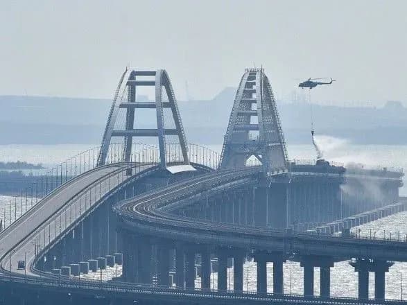 rosiya-zakrila-prokhid-cherez-kerchensku-protoku