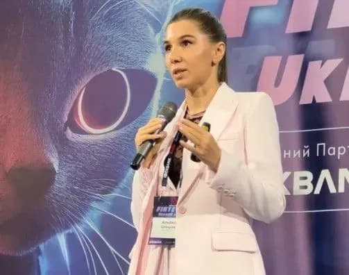 ibox-bank-dopomagaye-dostavlyati-gumanitarnu-dopomogu-v-kherson