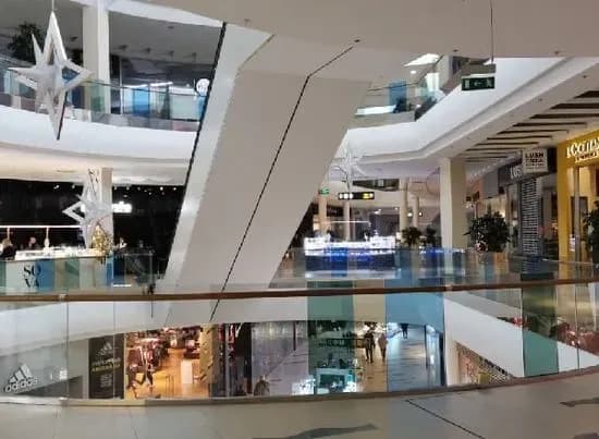 chorna-pyatnitsya-v-trts-skymall-na-start-uvaga-marsh