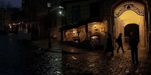 ispaniya-vidpravila-v-ukrayinu-novu-partiyu-generatoriv