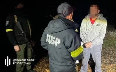 vipustiv-uvyaznenikh-pered-zvilnennyam-khersona-zatrimano-pratsivnika-koloniyi