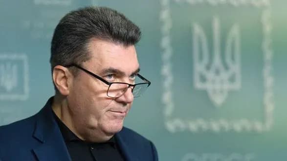 mali-b-reaguvati-zhorstkishe-danilov-pro-viznannya-rf-derzhavoyu-teroristom