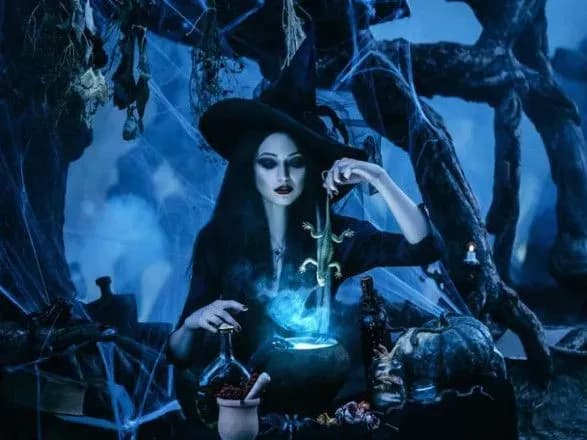 doslidzhennya-pokazalo-scho-do-40-lyudey-viryat-u-zlikh-vidom