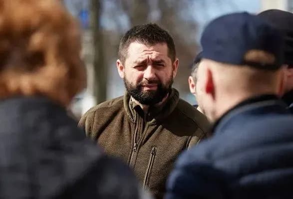 zapasitsya-produktami-arakhamiya-ne-viklyuchaye-scho-nastupnogo-tizhnya-mozhut-buti-novi-raketni-udari-ta-novi-blekauti