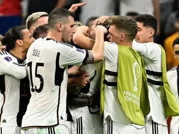 chs-z-futbolu-zbirni-nimechchini-ta-ispaniyi-zigrali-vnichiyu