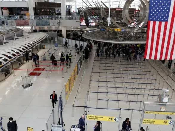 u-ssha-cherez-negodu-v-nedilyu-perenesli-bilshe-tisyachi-aviareysiv