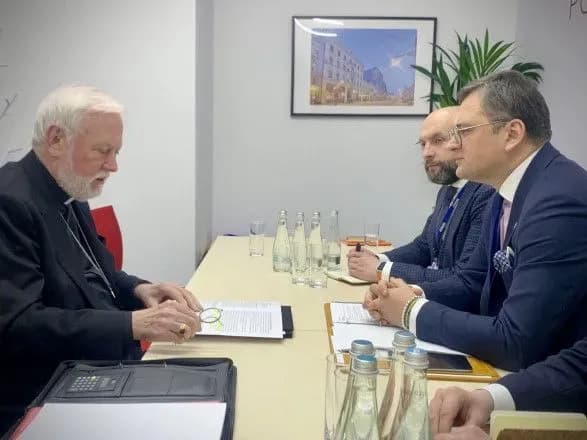 kuleba-obgovoriv-z-predstavnikom-papi-rimskogo-zusillya-ukrayini-u-podolanni-prodovolchoyi-krizi