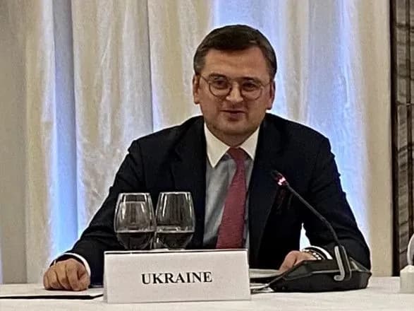 obsye-na-shlyakhu-do-pekla-cherez-porushennya-rf-kuleba-vvazhaye-scho-organizatsiyi-bude-krasche-bez-rosiyi