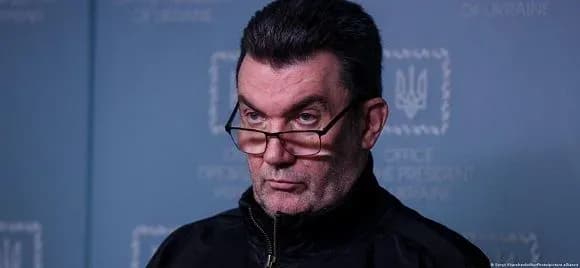 v-rnbo-ne-pidtverdili-perekhid-kiyevo-pecherskoyi-lavri-do-ptsu