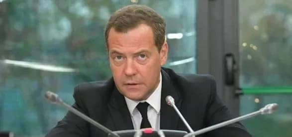 rosiya-naroschuye-virobnitstvo-naypotuzhnishoyi-zbroyi-medvedyev