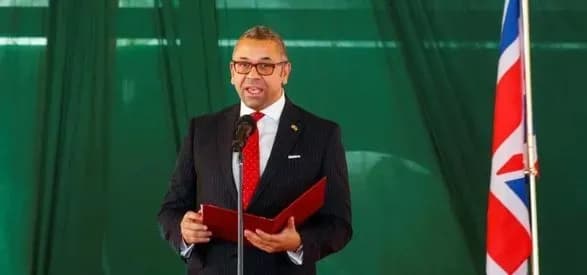 mzs-velikoyi-britaniyi-mirni-peregovori-schodo-ukrayini-ne-mozhna-vikoristovuvati-yak-prikrittya-dlya-pereozbroyennya-rosiyi