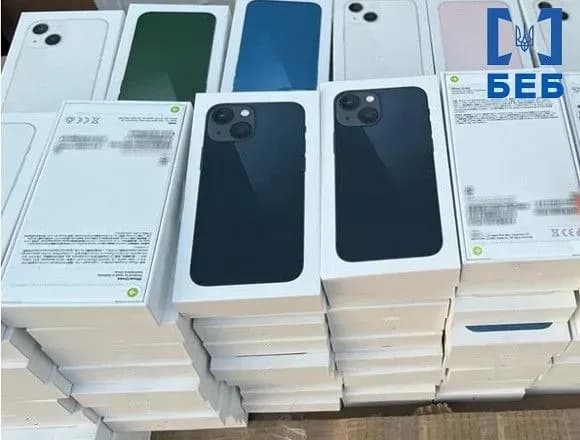 cholovik-zmovivsya-z-mitnikami-ta-nezakonno-zaviz-tekhniku-na-100-mln-grn-otrimav-pidozru-vid-beb