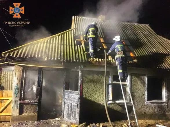 v-odeskiy-oblasti-cherez-pozhezhu-zaginuli-zhinka-ta-troye-ditey