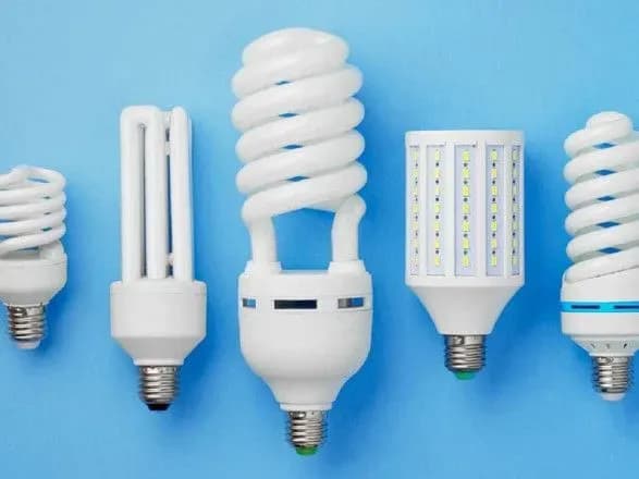 ukrayintsi-zmozhut-bezkoshtovno-obminyuvati-stari-elektrichni-lampi-na-energozberigayuchi-led-lampi-z-16-sichnya