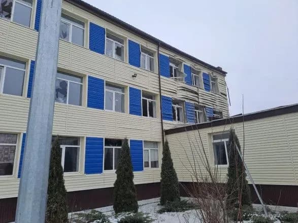 na-donechchini-pid-obstril-potrapila-shkola