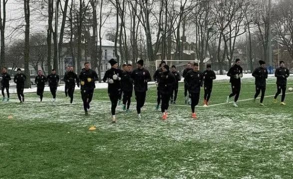 fk-zorya-virushiv-trenuvalniy-na-zbir-do-turechchini