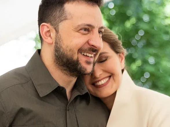 bazhayu-tobi-bilshe-prichin-dlya-usmishki-persha-ledi-privitala-zelenskogo-z-dnem-narodzhennya