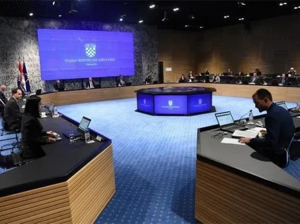 khorvatiya-vidilyaye-1-mln-yevro-na-zakupivlyu-generatoriv-dlya-ukrayini