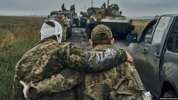 viyskovi-vtrati-z-obokh-storin-u-viyni-stanovlyat-blizko-200-000-osib-zakhidniy-chinovnik