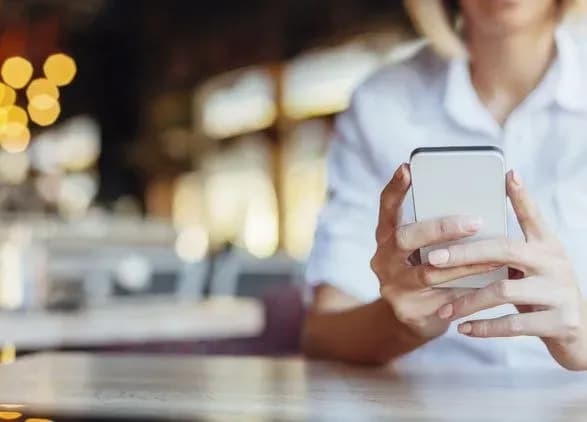 yak-svaritisya-v-sotsmerezhakh-abi-ne-nashkoditi-sobi-poradi-psikhologa