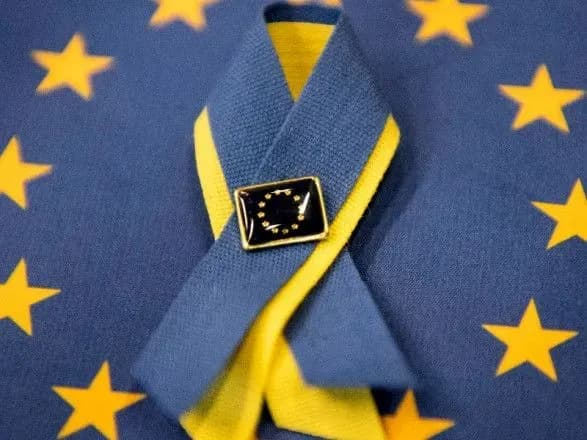 yevrokomisari-na-choli-z-fon-der-lyayen-pogovoryat-z-ukrayinoyu-pro-perspektivu-chlenstva