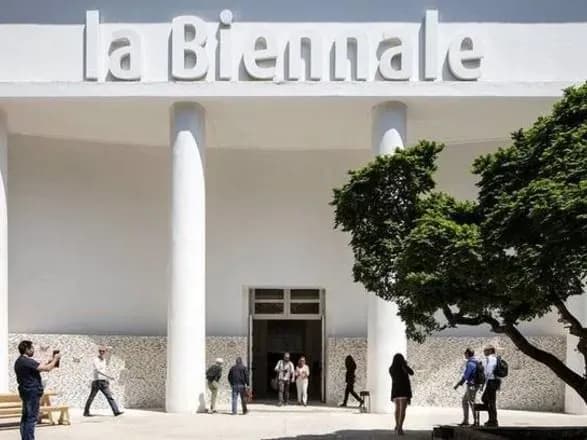 khudozhniki-z-ukrayini-mozhut-vzyati-uchast-u-mizhnarodnomu-biyenale-obrazotvorchogo-mistetstva-2023