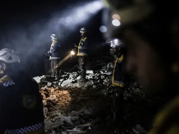 kilkist-zhertv-vid-zemletrusu-u-turechchini-ta-siriyi-zrosla-do-bilsh-nizh-21-tisyachi-lyudey-cnn