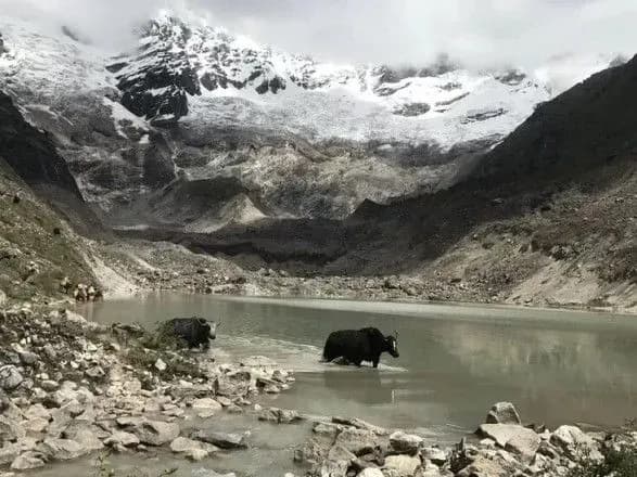 15-milyonam-lyudey-zagrozhuyut-katastrofichni-poveni-cherez-lodovikovi-ozera