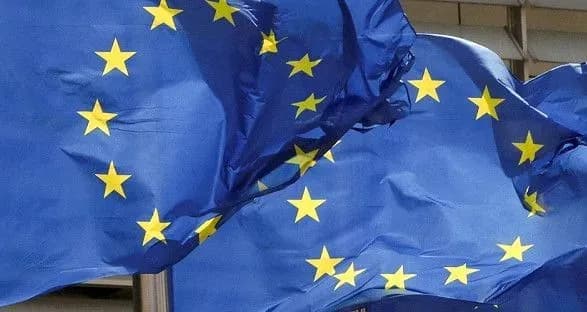 desyatiy-paket-sanktsiy-v-yes-vvazhayut-zakonnim-vikoristannya-rosiyskikh-zamorozhenikh-aktiviv-dlya-vidnovlennya-ukrayini