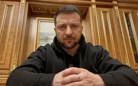 situatsiya-na-peredoviy-nova-masovana-ataka-rf-ta-pidgotovka-do-novogo-ramshtaynu-zelenskiy-zibrav-stavku