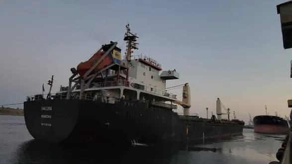 mininfrastrukturi-rosiya-sabotuye-perevirki-suden-v-ramkakh-zernovoyi-initsiativi