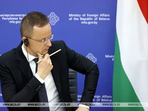 siyyarto-v-bilorusi-poyasniv-bez-chogo-miru-v-ukrayini-ne-bude