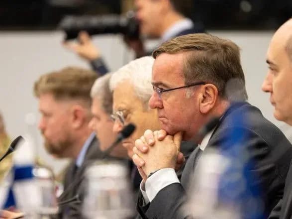 golova-minoboroni-frn-zayaviv-scho-vesnyaniy-paket-dopomogi-ukrayini-uzhe-v-dorozi