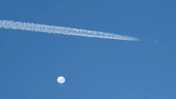 zbita-kitayska-povitryana-kulya-pryamuvala-do-gavayiv-ta-guamu-ale-zbilasya-z-kursu-zmi