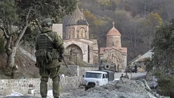 azerbaydzhan-stverdzhuye-scho-virmeniya-pereshkodzhaye-pidpisannyu-mirnoyi-ugodi