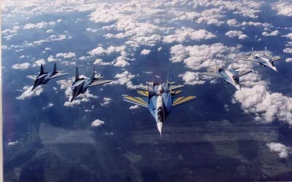 aviatsiya-zsu-zavdala-3-udari-po-rayonakh-zoseredzhennya-rosiyan-genshtab