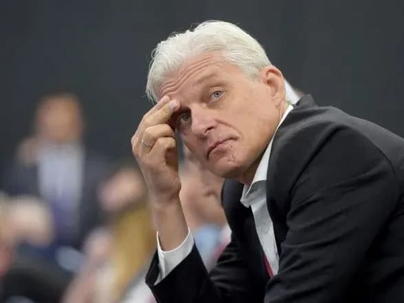 milyarder-tinkov-poprosiv-vladu-britaniyi-znyati-z-nogo-sanktsiyi