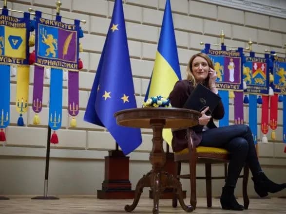 spetstribunal-sanktsiyi-peremovini-schodo-yevrointegratsiyi-ta-zbroya-golova-yevroparlamentu-nagolosila-na-golovnikh-aspektakh-pidtrimki-ukrayini