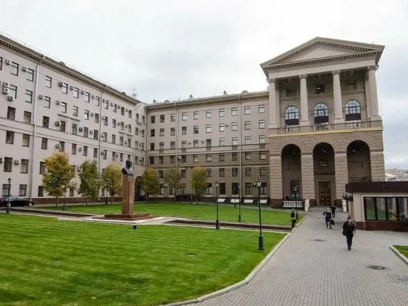 u-moskvi-zagorilas-budivlya-mvs-rf