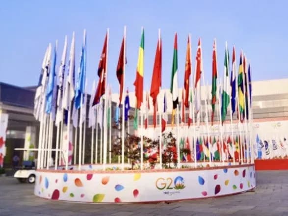 putin-mozhe-poyikhati-na-samit-g20-do-indiyi-bloomberg