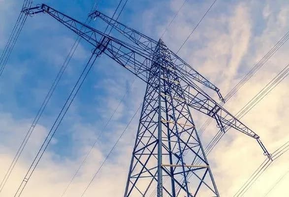 uryad-gotuye-masshtabnu-programu-vidnovlennya-energosistemi-ta-zaluchit-dlya-tsogo-investitsiyi-yes