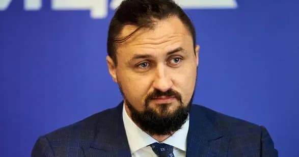 zelenskiy-zvilniv-kamishina-z-posadi-pozashtatnogo-radnika