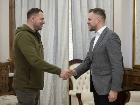 yermak-zustrivsya-z-golovoyu-mzs-litvi-obgovorili-robotu-dlya-dosyagnennya-progresu-na-shlyakhu-ukrayini-do-yes-ta-nato