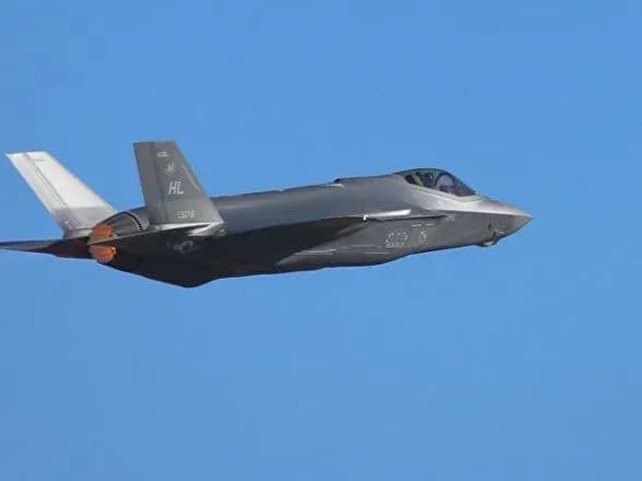 tilki-polovina-vinischuvachiv-f-35-gotovi-do-vikonannya-zavdan-bloomberg