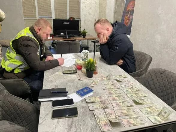 shakhraystvo-iz-gumanitarnoyu-dopomogoyu-psevdovolonteru-povidomleno-pro-pidozru