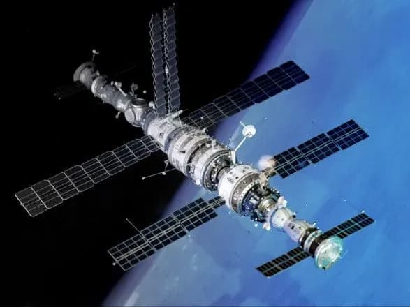 turechchina-zapustit-u-kosmos-sviy-pershiy-sposterezhniy-suputnik