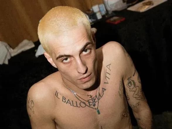 damiano-david-z-gurtu-m-neskin-vraziv-shanuvalnikiv-novoyu-zachiskoyu