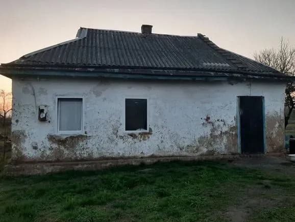 mati-znayshla-zagiblu-ditinu-na-gorischi-politsiya-pripuskaye-suyitsid