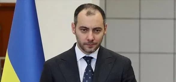 ministr-infrastrukturi-ukrayini-u-vivtorok-vidvidaye-turechchinu-dlya-obgovorennya-zernovoyi-ugodi