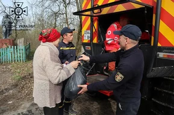 v-ukrayini-zalishayutsya-pidtoplenimi-mayzhe-dvi-tisyachi-dvorogospodarstv-dsns